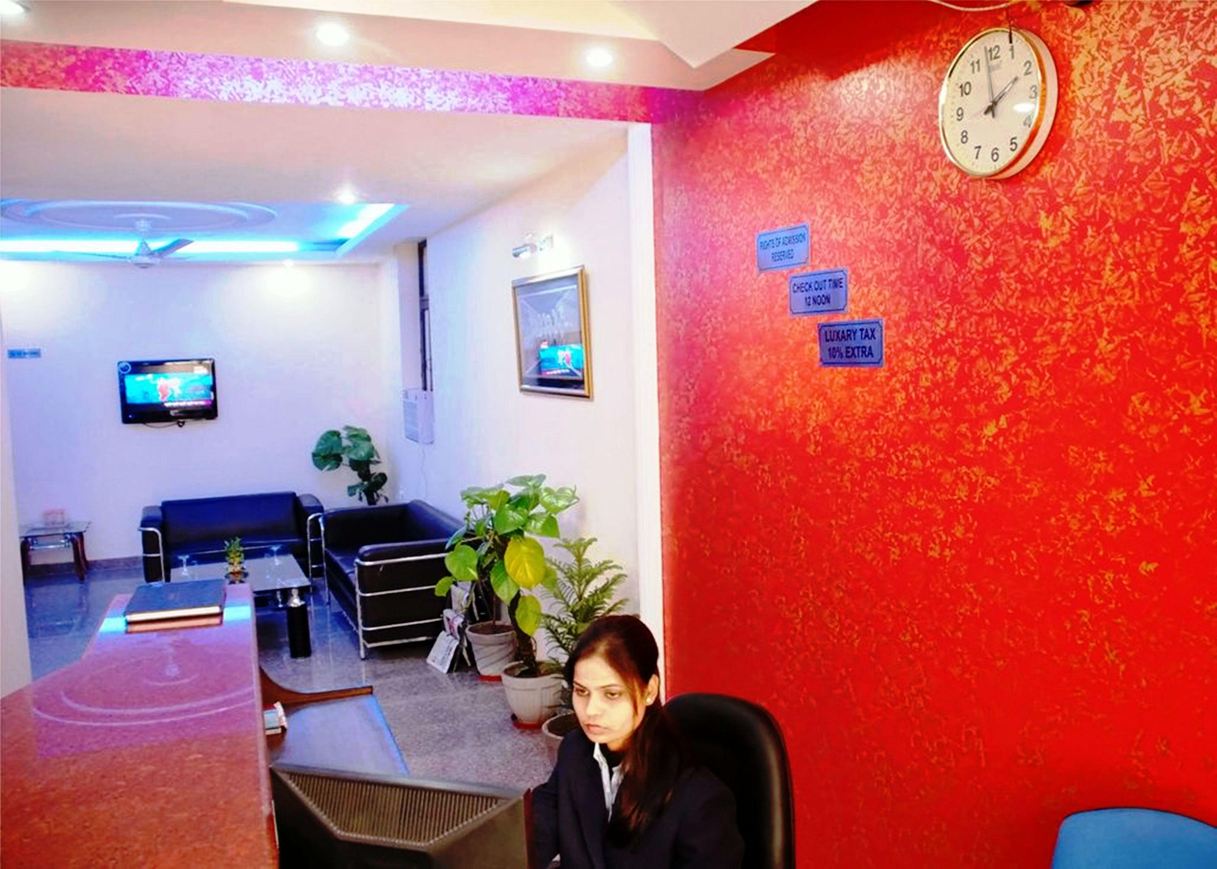 玛雅克机场酒店 新德里 外观 照片